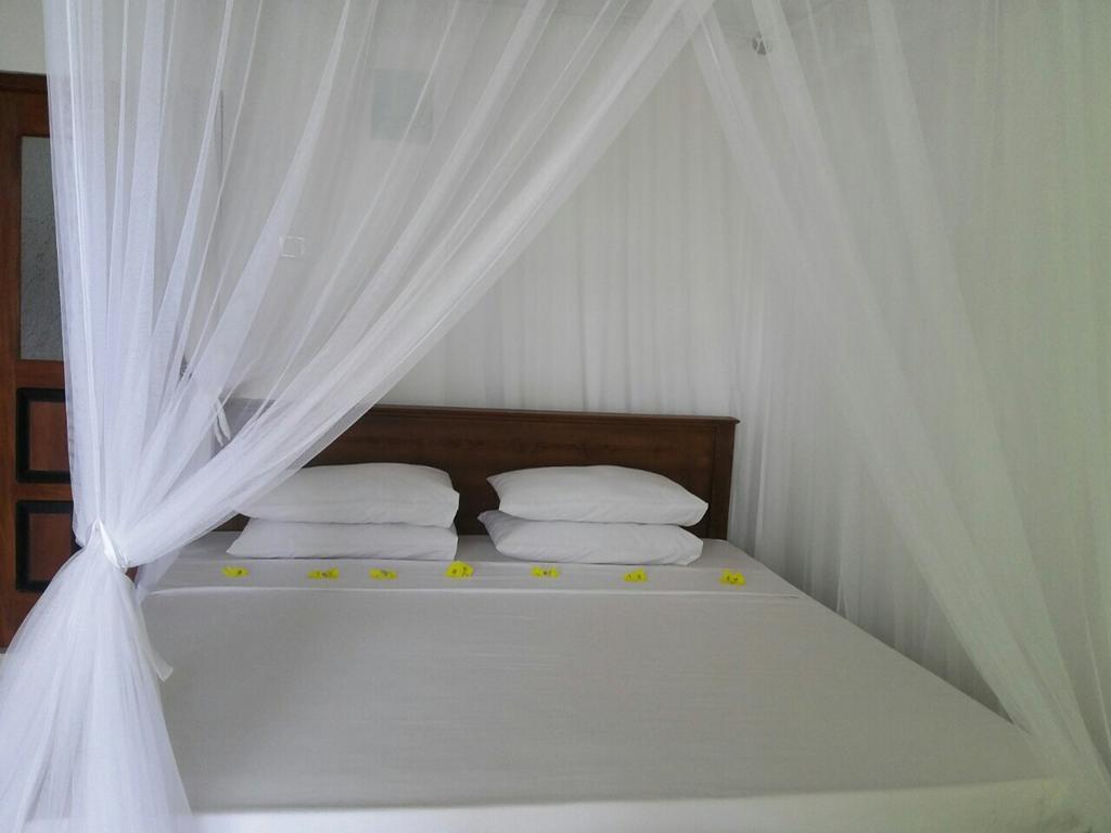 New Bimal Villa Bentota Buitenkant foto
